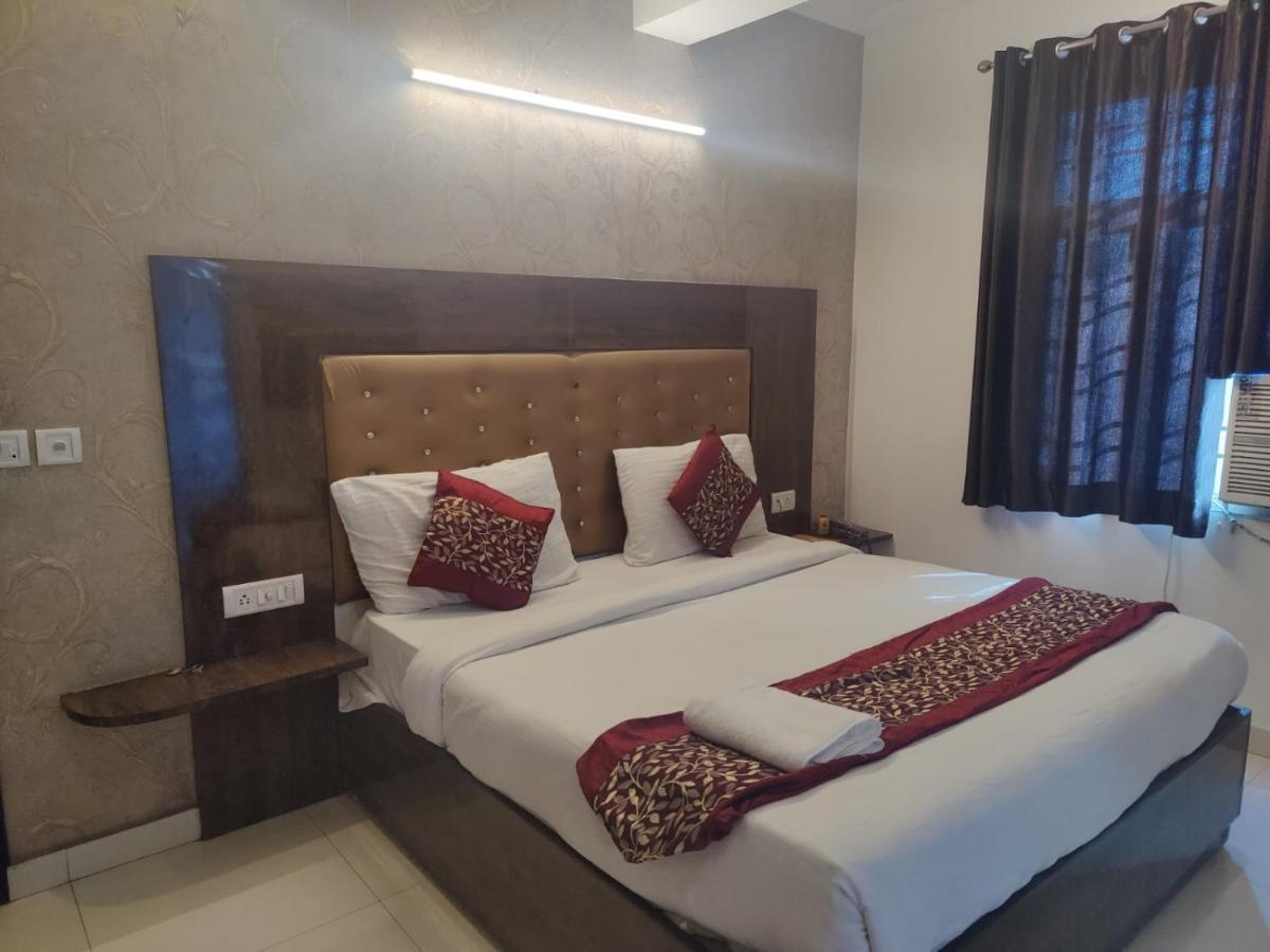Hotel Ark Avalon- Delhi International Airport Nuova Delhi Esterno foto