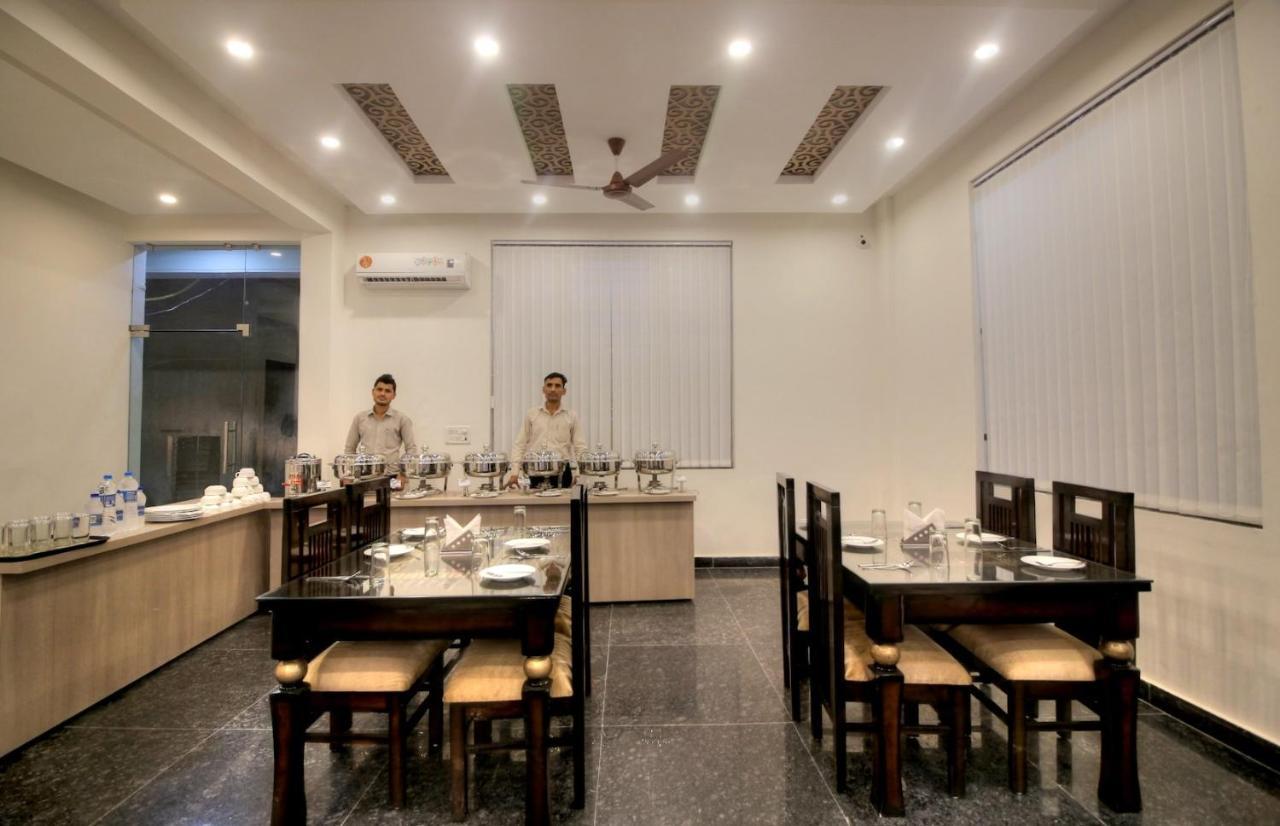 Hotel Ark Avalon- Delhi International Airport Nuova Delhi Esterno foto