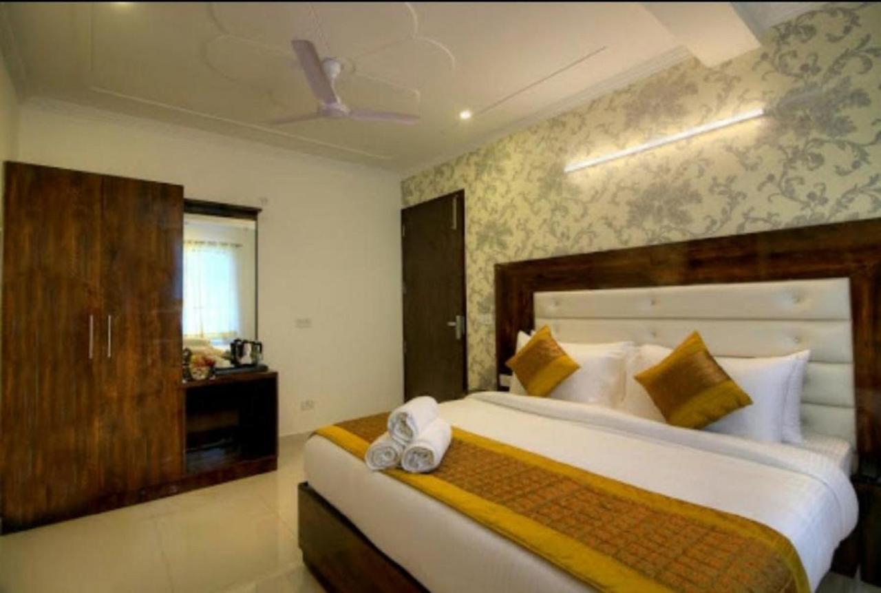 Hotel Ark Avalon- Delhi International Airport Nuova Delhi Esterno foto